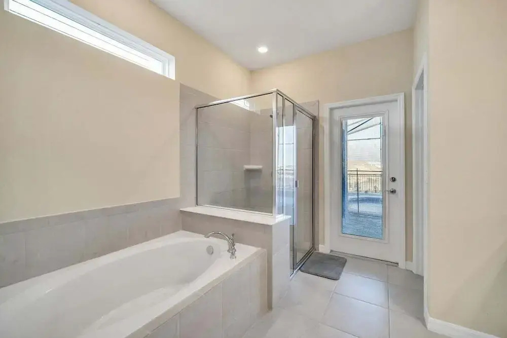 2130lc · Brand New 9Bd Mansion Pool/ Spa At Windsor Island
