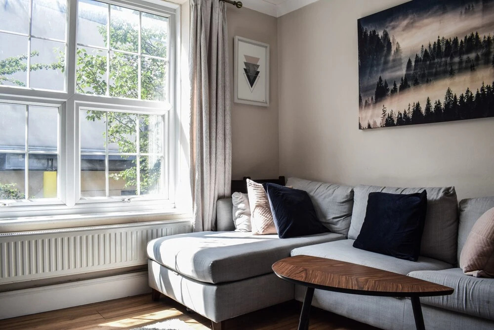 Charming 3 Bedroom Apartment From Cutty Sark