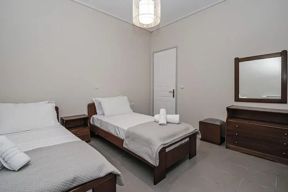 Terra Hélios Suites & Studios