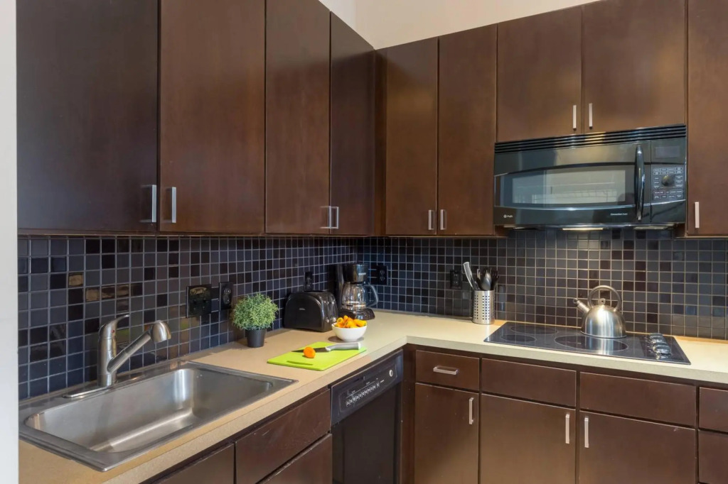 Apartment 10 Min Walk to Epicenter with Wifi