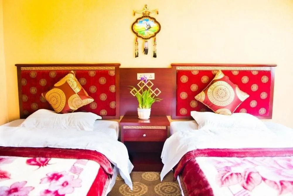 Jiuzhaigou Yixin Mountain Villa (Jiuzhaigou Qianguqing Store)(九寨沟颐馨山庄（九寨沟千古情店）)