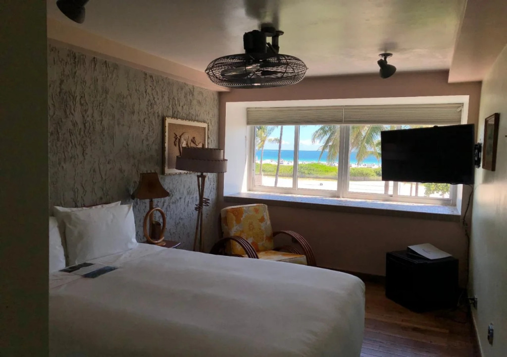 Pelican Hotel
