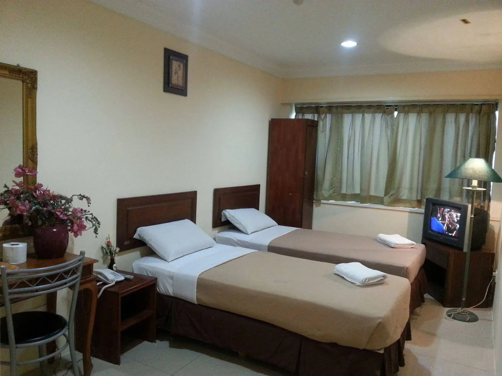 Mayview Glory Hotel