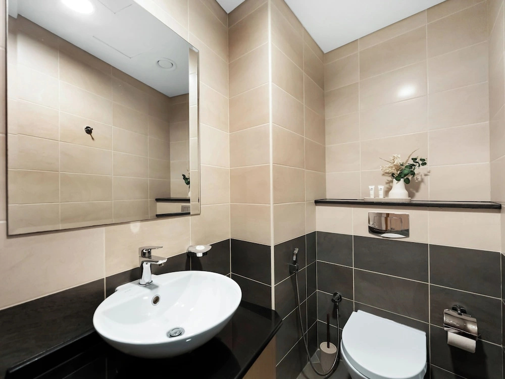 Charming Flat with Sea & AIN View