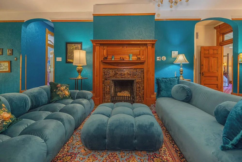 Orman Mansion - Pueblos Most Luxurious Stay