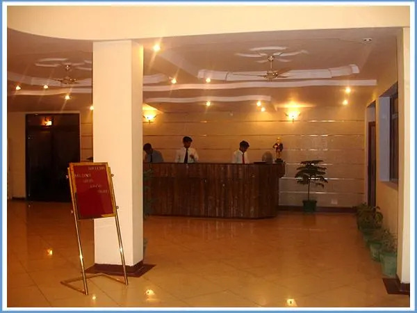 Hotel Grand Riviera