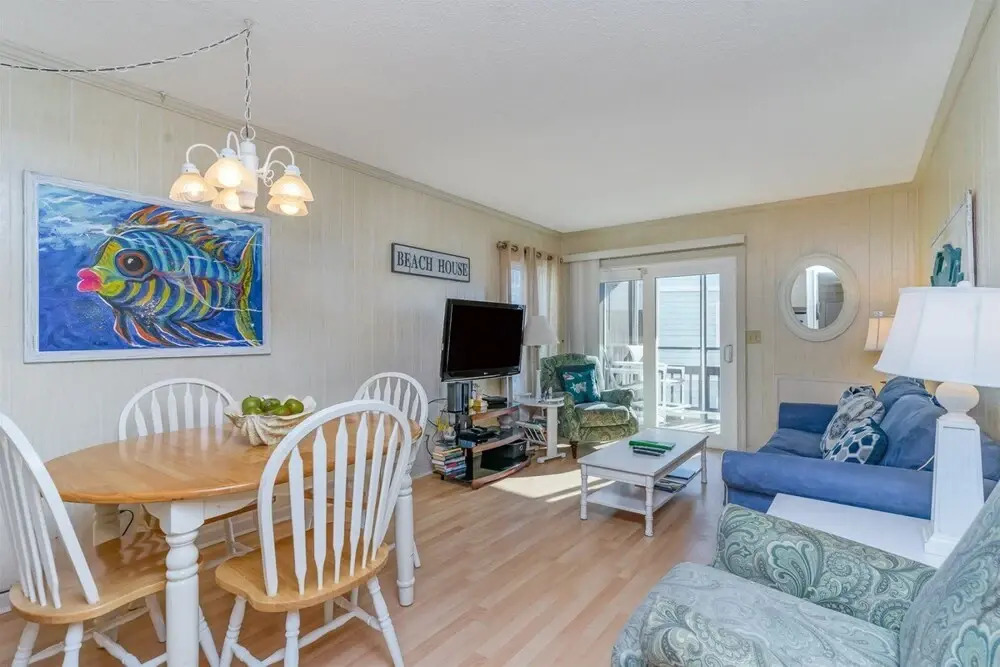 Sea Oaks 208