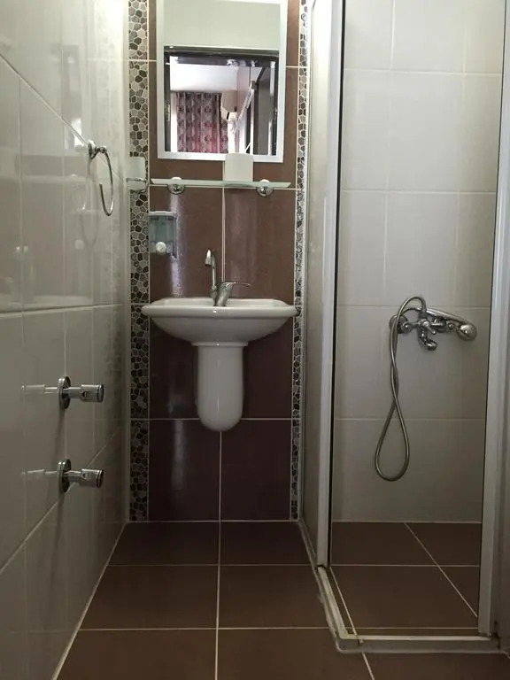 Otel Unlu