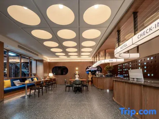 Huanxi Designer Hotel (Lanzhou Center High-Speed Rail West Station Branch)
