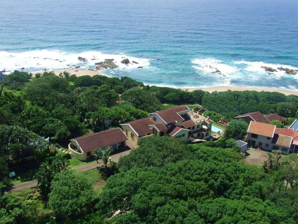 Beachcomber Bay Guest House In South Africa