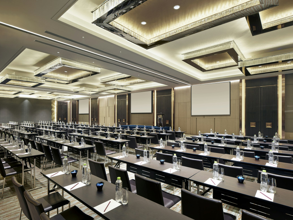 New World Wuhan Hotel
