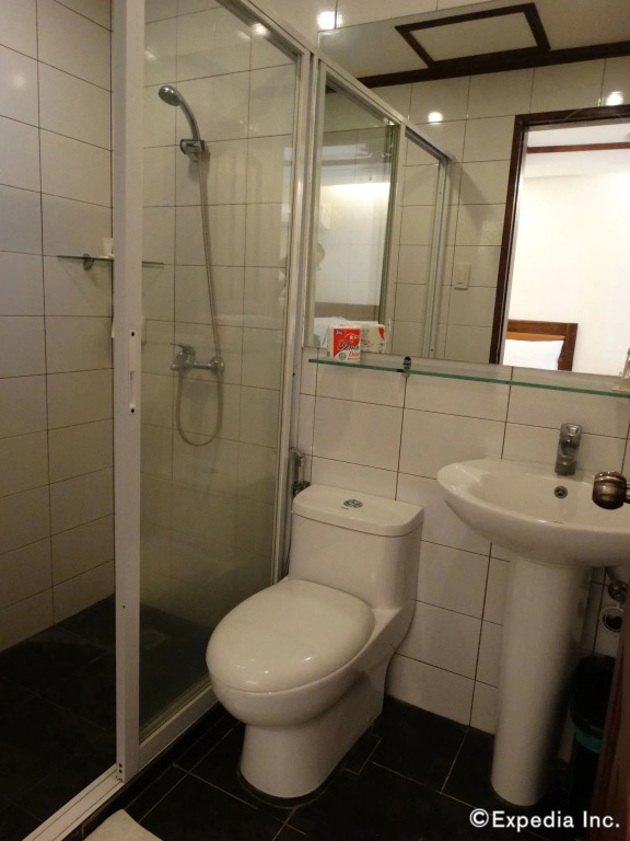 Ipil Suites Puerto Princesa