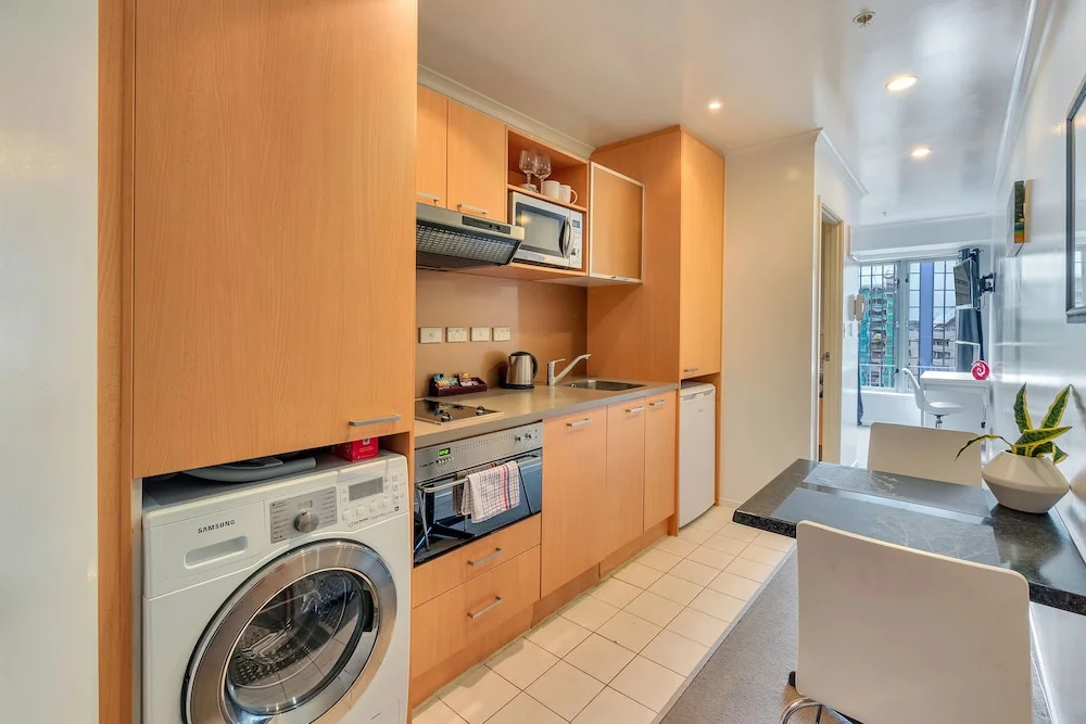 Cute and Central 15th Floor City Apartment