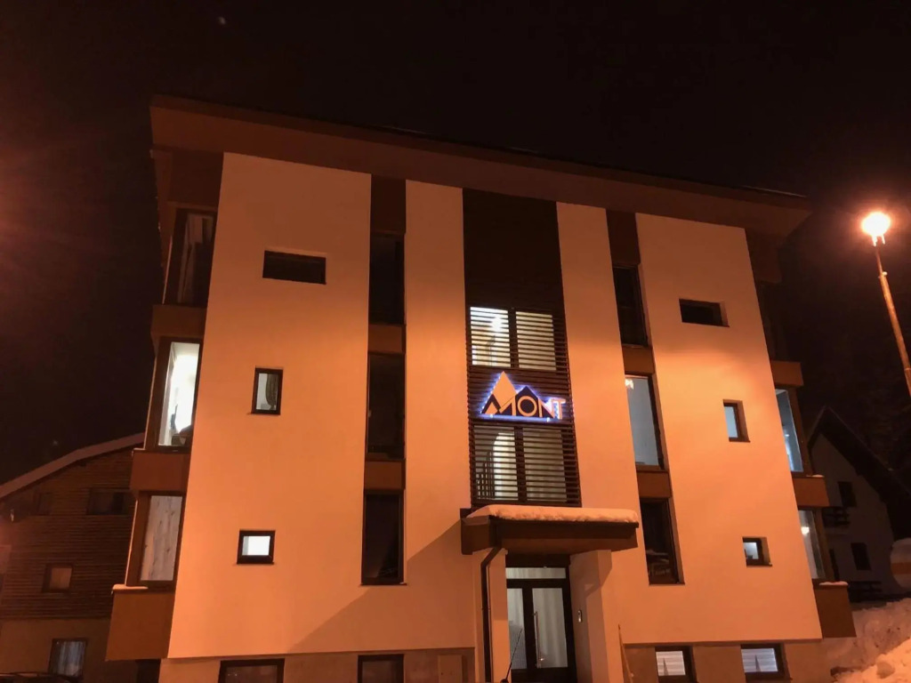 Apartmani MONT 1