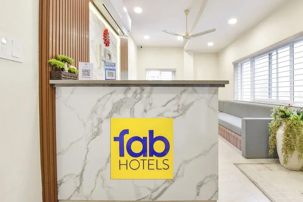 Fabhotel Rex