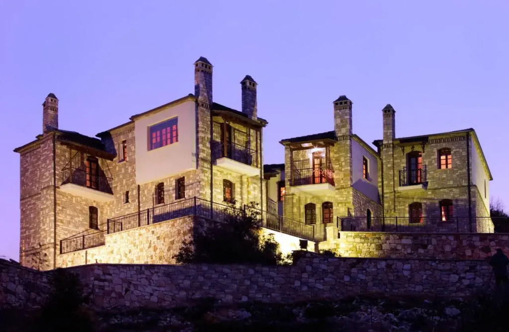 Aiolides Boutique Suites