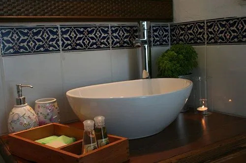 Alenos Boutique Hotel