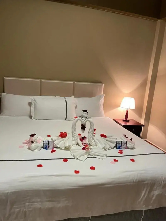 Enjoy Hotel
