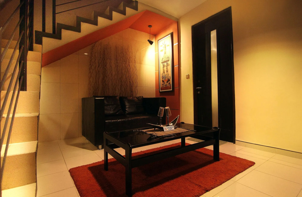 Puri Chorus Hotel