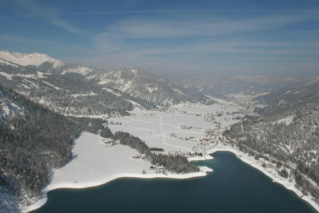 Chalet & Apartments Tiroler Bua