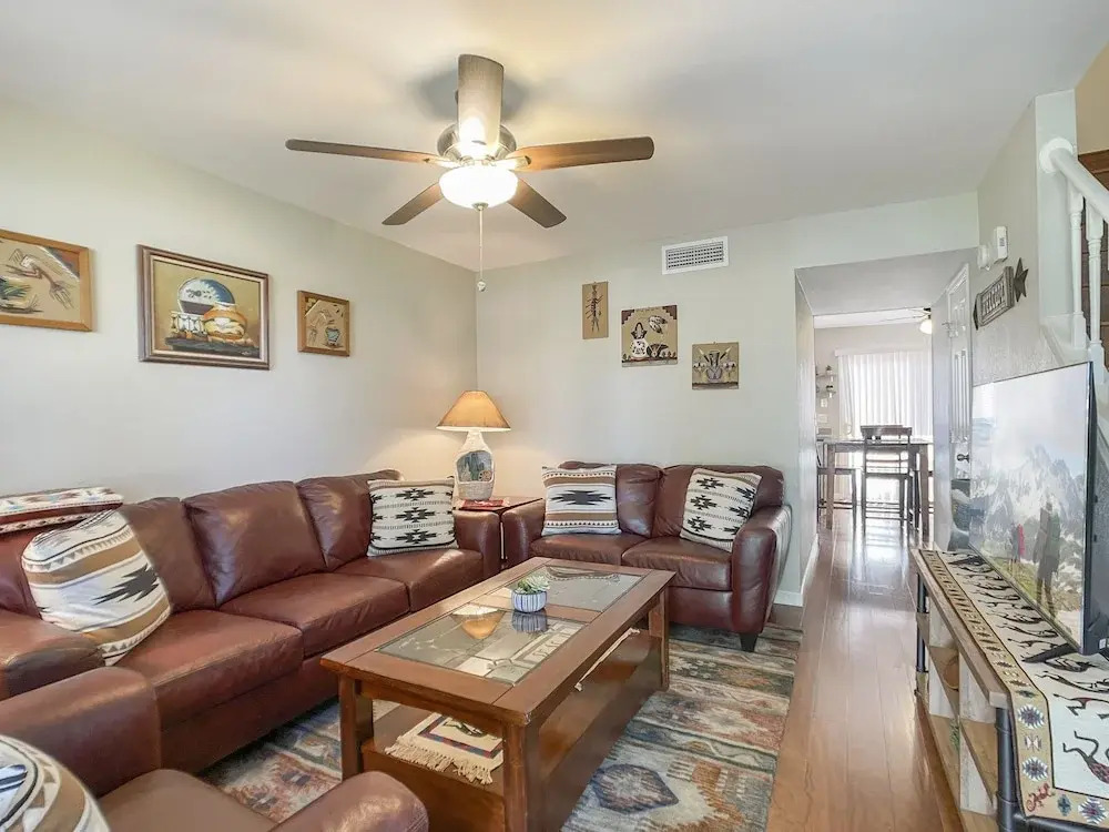 Southwest Splendor 2BR Tempe Townhome