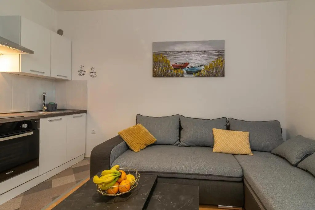 Apartments Villa Mirella