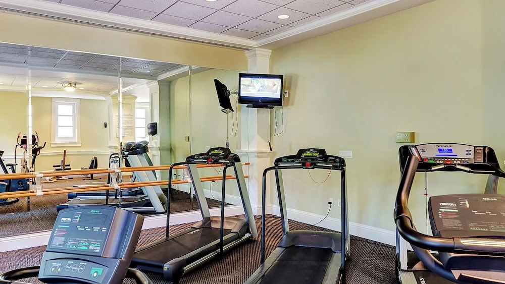 Steps From Baytowne Wharf With Pool & Private Beach Access
