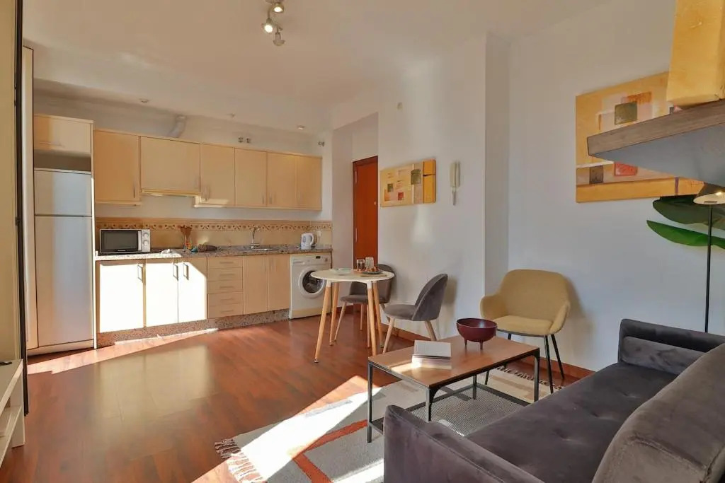 Brand New One Bedroom Cathedral Views