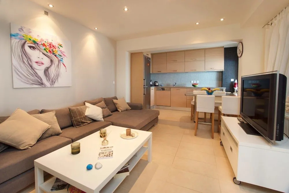 Infinity Beach House
