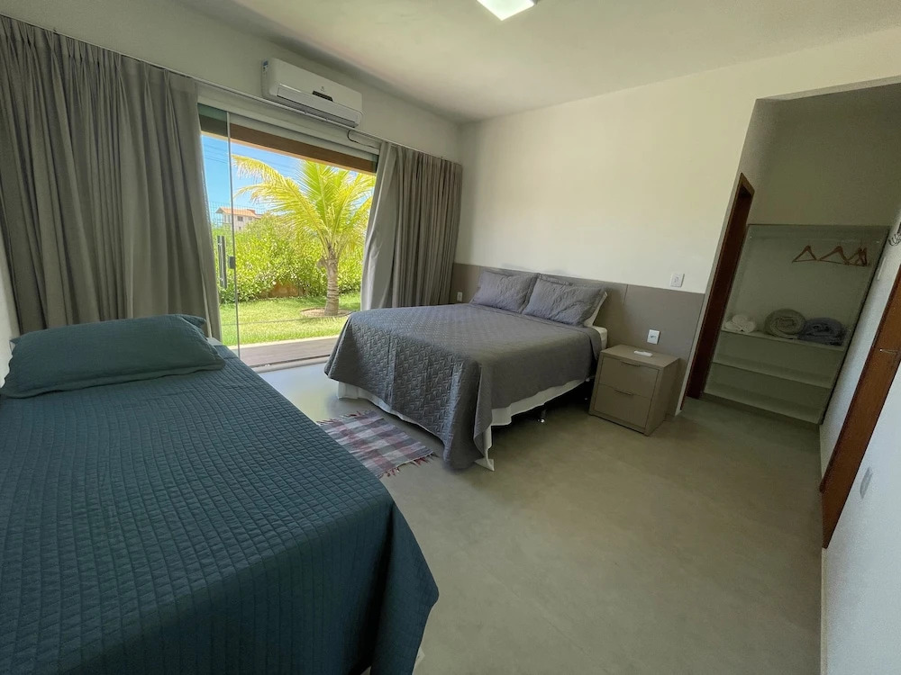 Casa COMPLETA com Piscina 1 Min da Praia
