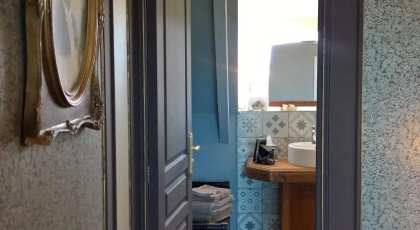 La Villa Bleue