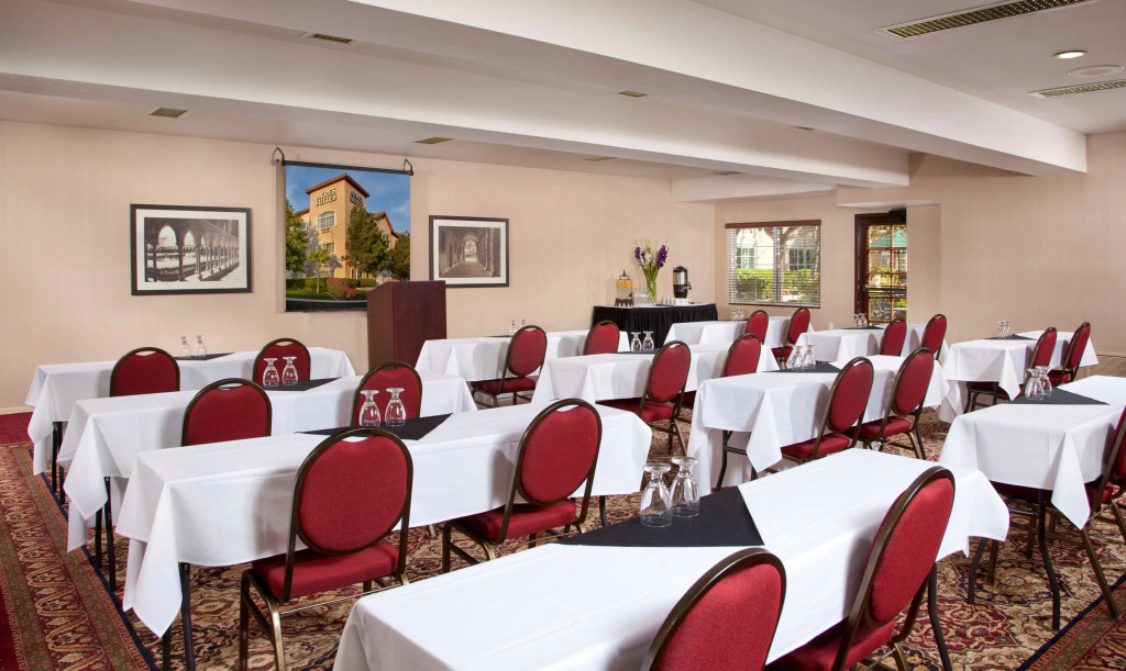 Ayres Suites Ontario at the Mills Mall - Rancho Cucamonga