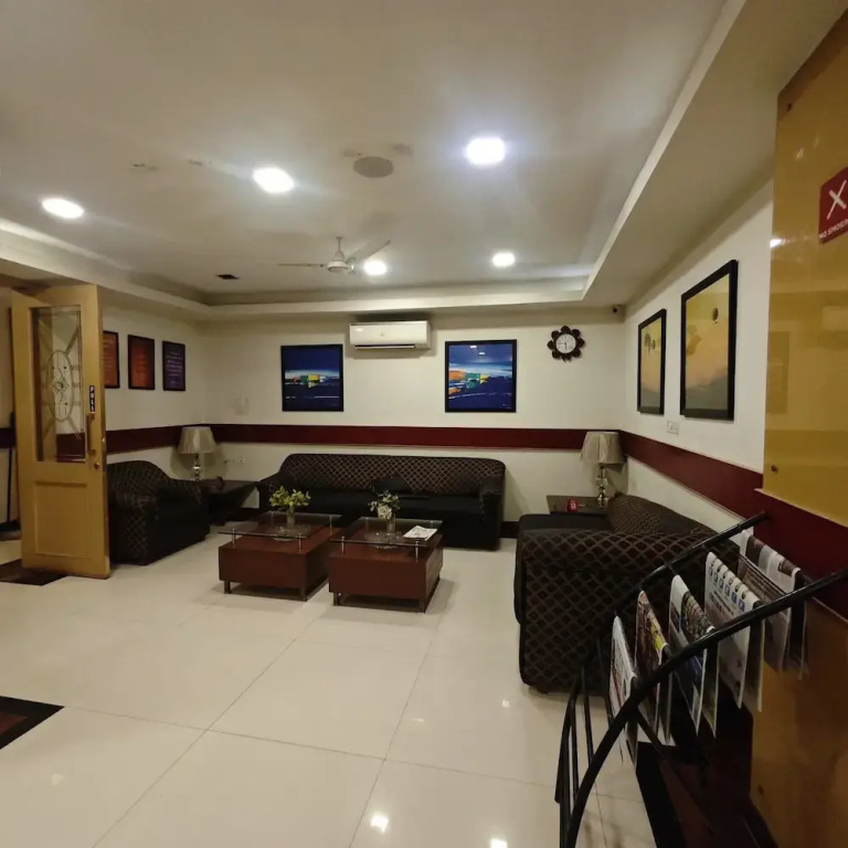 Stayz Royale Hotels - Electronic City