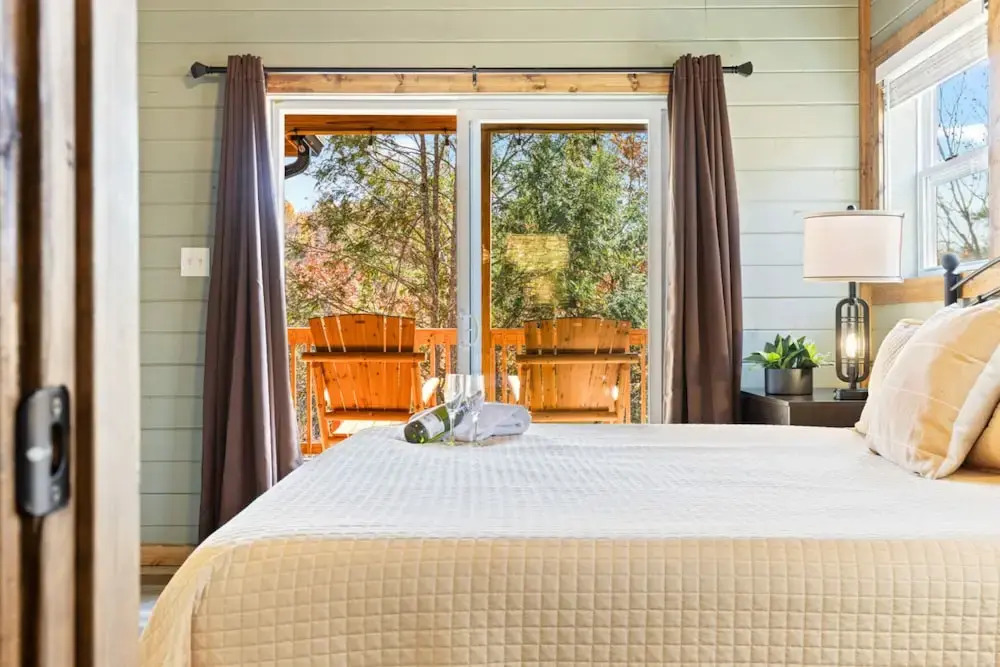 Luxe Mountain Pool Escape by Ghosal Luxury Lodging