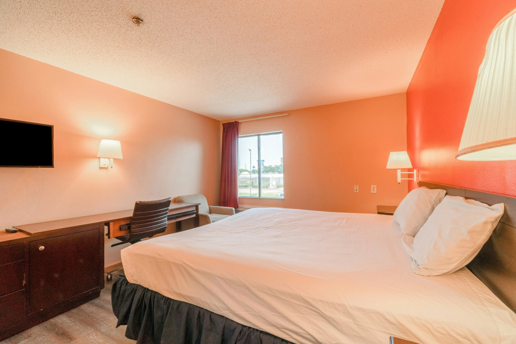 Fairway Inn, La Porte TX - Bay Area
