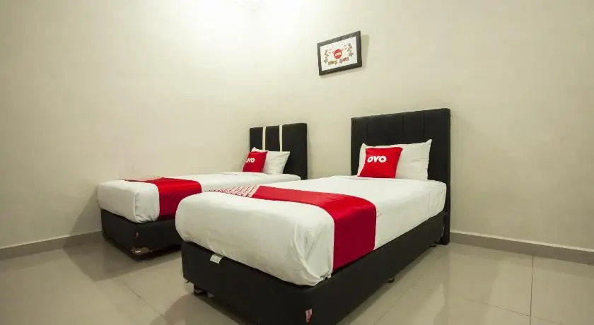 OYO 1631 Hotel Apple