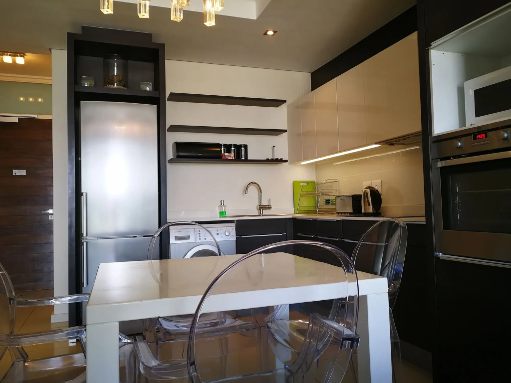 Island Letting-Crystal towers