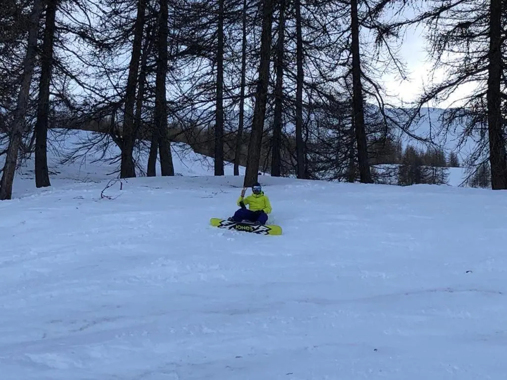 Skis Aux Pieds Station 1800 Dame Blanche