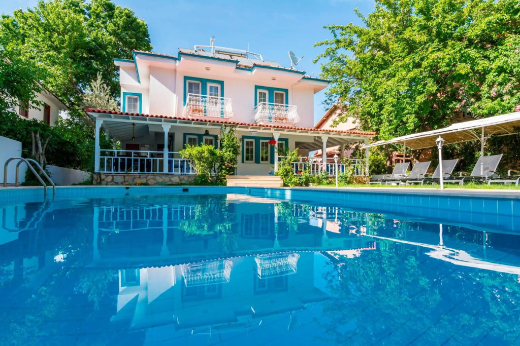 Calypso Cozy Suites