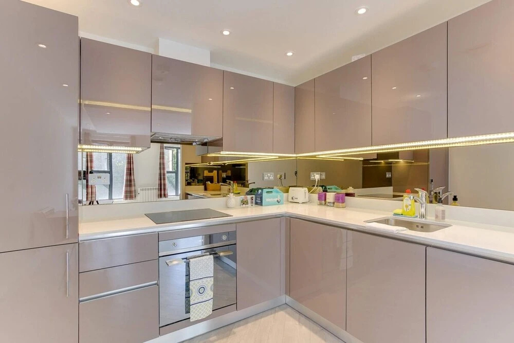 Spacious 1 Bed Near Tube in East London