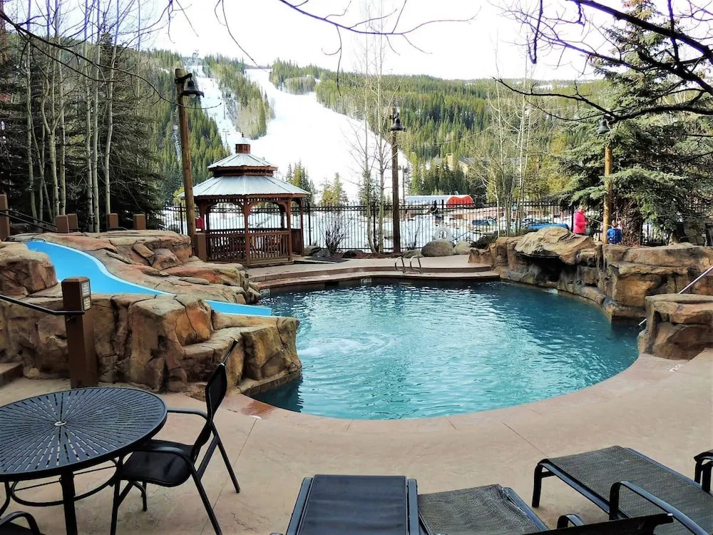 3 Bedroom Mountain View Condo in River Run Village Just 75 Yards from the Summit Express Gondola