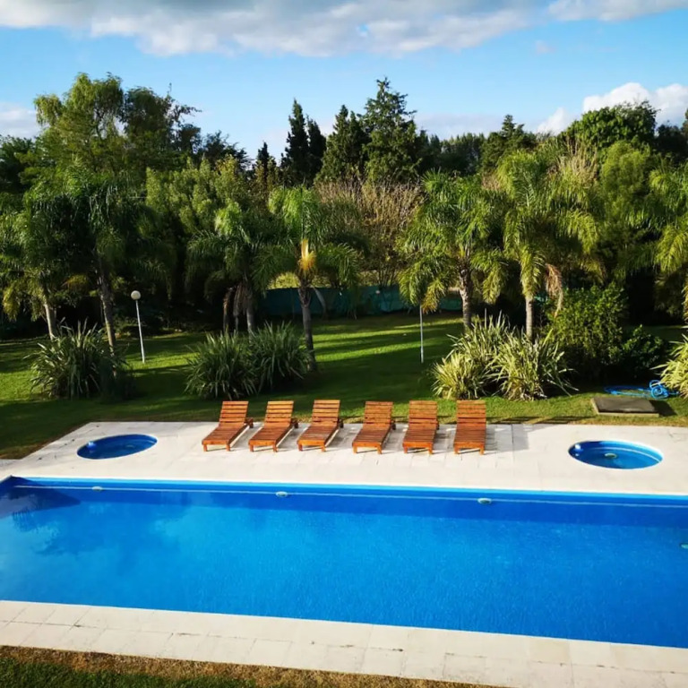 Aquiles Village