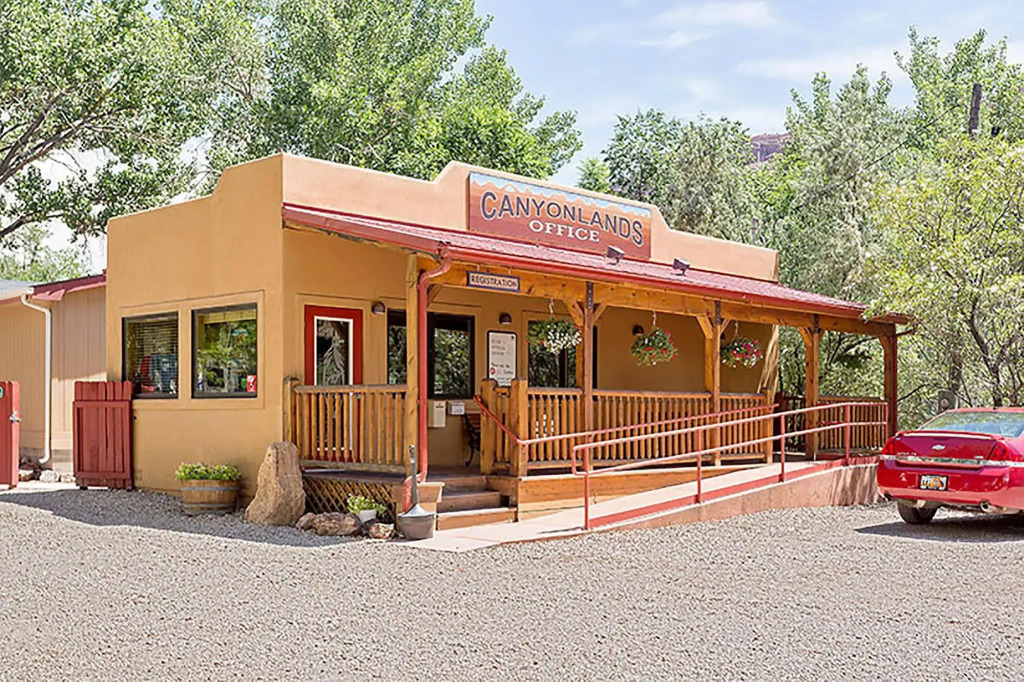 Sun Outdoors Moab Downtown