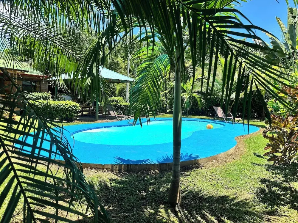 Uvita Oasis Retreat with Villa Cabins and Apartment