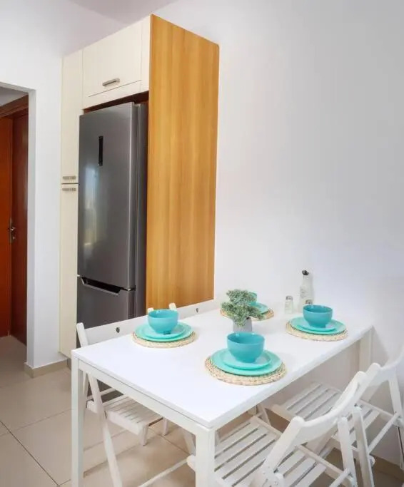 GPK Bright & Stylish 4BR - Central with Free Parking