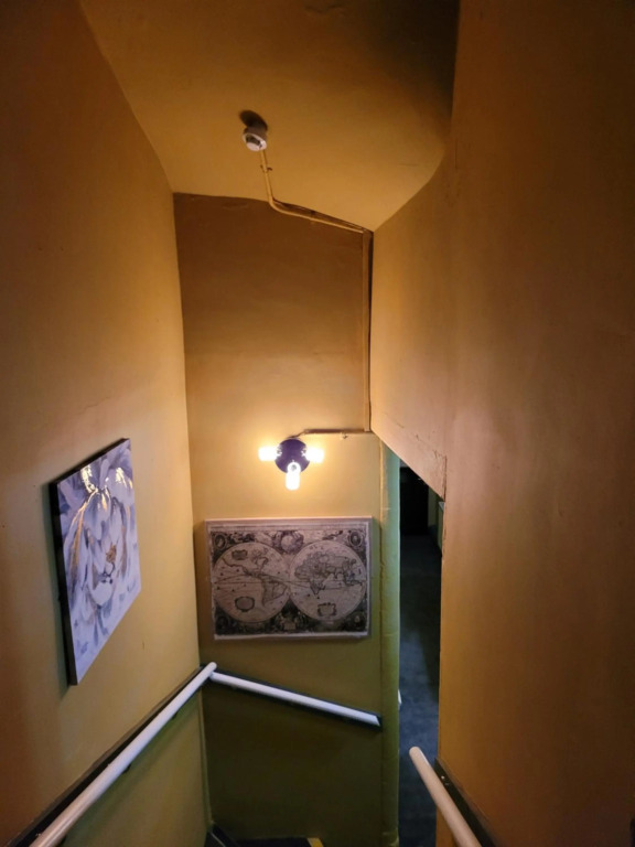 The Residence - NO 8