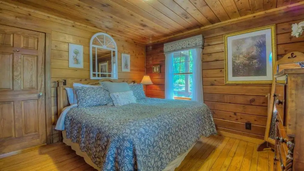 Eagles Nest by Escape to Blue Ridge