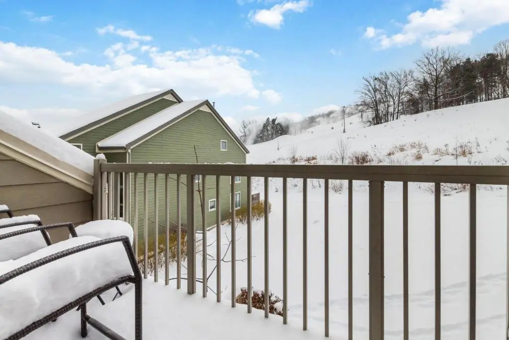 2BR Slopeside in Chateau Ridge Blue Mountains