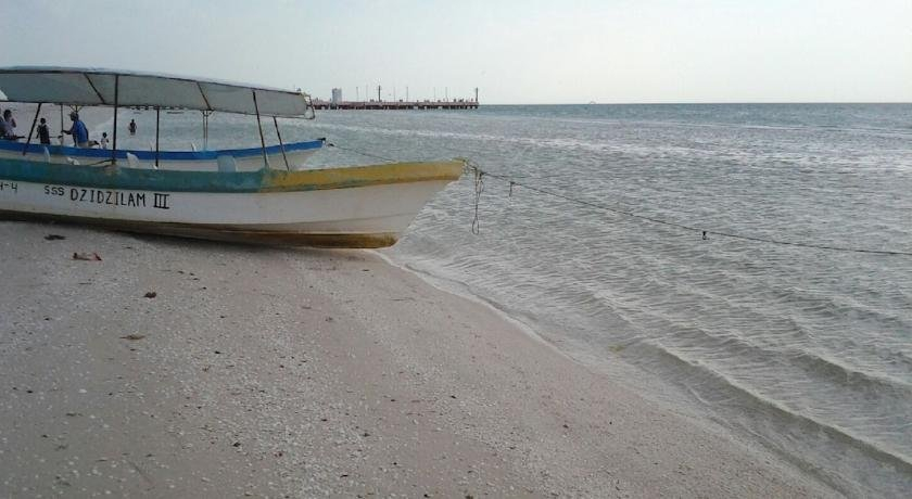 Cabañas Camping Ria Celestun