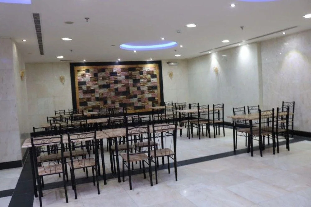 Iskan Hotel 9